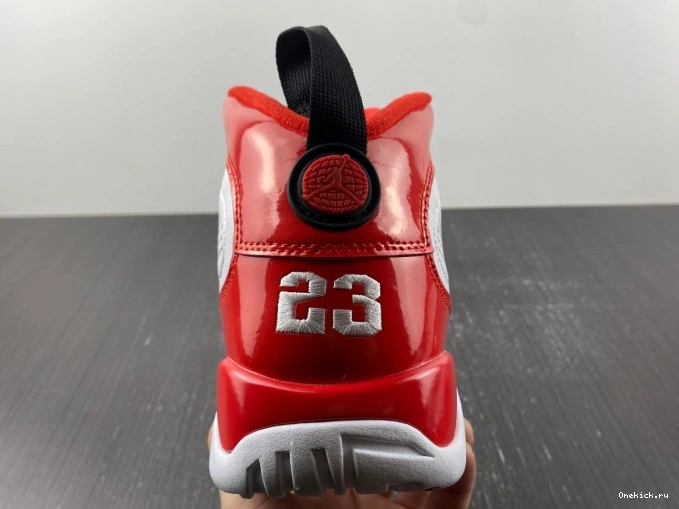 One Kick Retro White Red Gym Jordan 302370-160 9 Air 0805